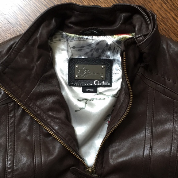 Aritzia leather jacket - Picture 4 of 5